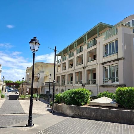 Appartement Avec Piscine, Tennis & Balcon, Centre-Ville Chatelaillon-Plage, 6 Pers, 2 Ch - Fr-1-706-17 Exteriér fotografie