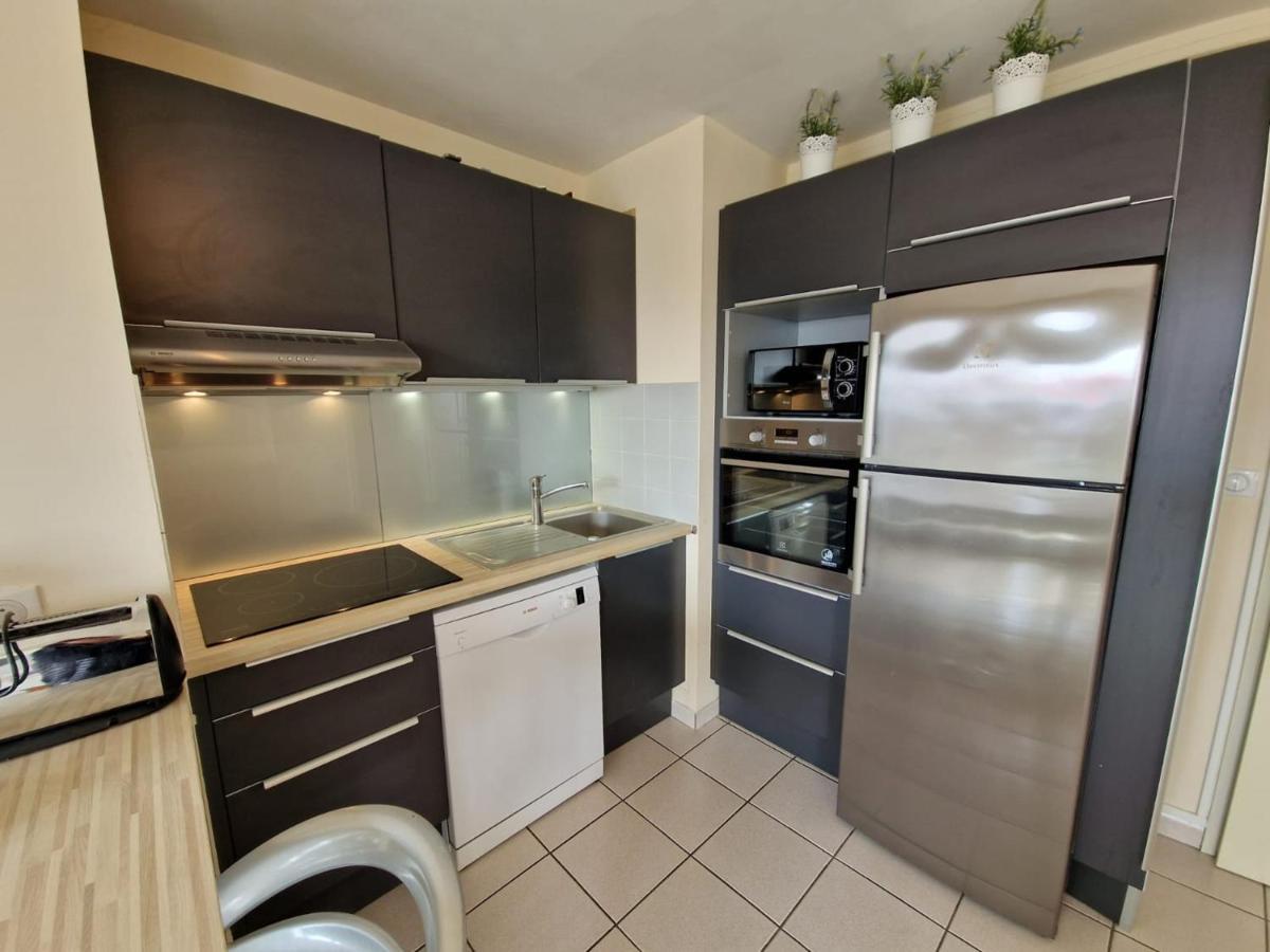Appartement Avec Piscine, Tennis & Balcon, Centre-Ville Chatelaillon-Plage, 6 Pers, 2 Ch - Fr-1-706-17 Exteriér fotografie