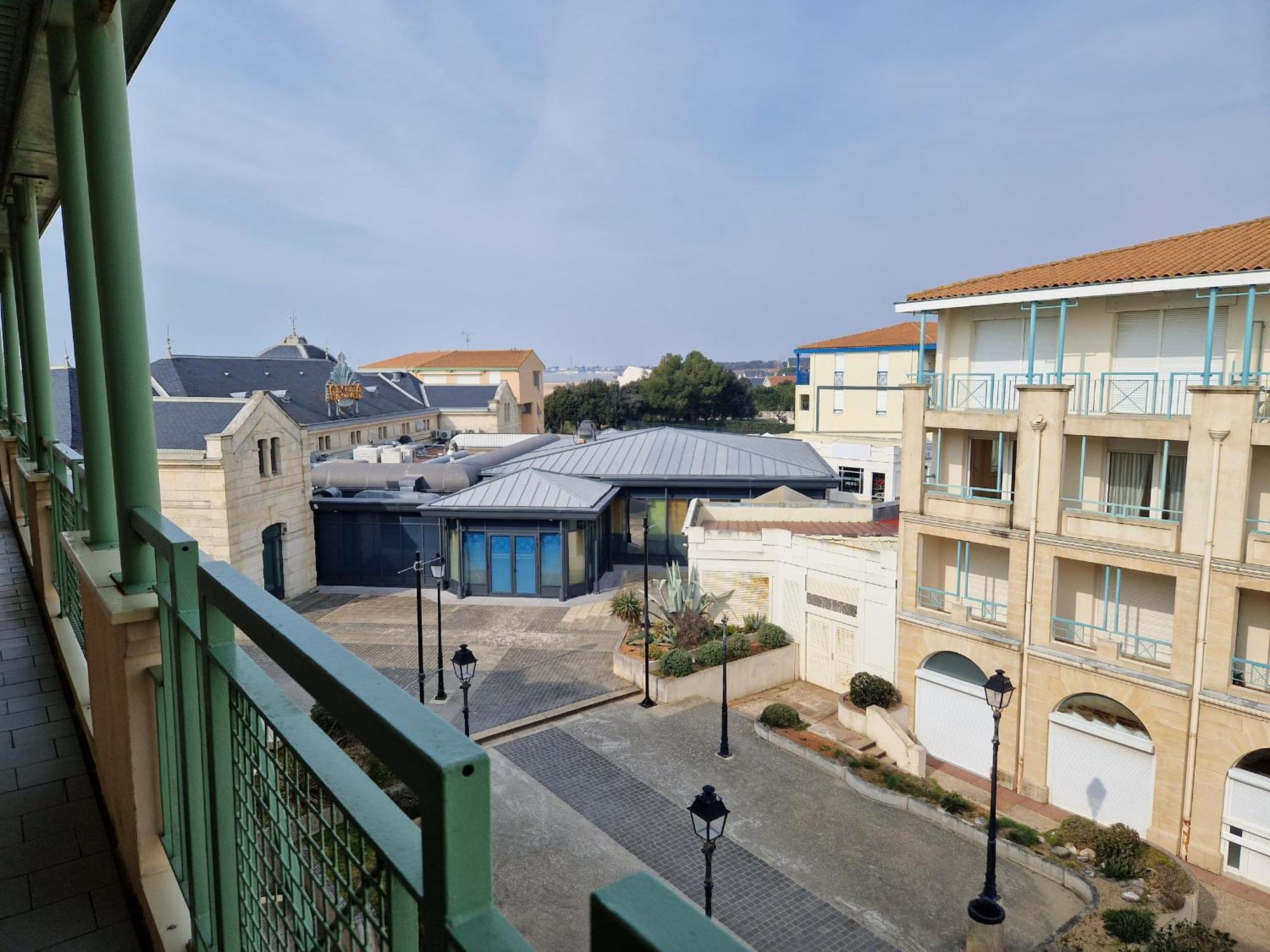 Appartement Avec Piscine, Tennis & Balcon, Centre-Ville Chatelaillon-Plage, 6 Pers, 2 Ch - Fr-1-706-17 Exteriér fotografie