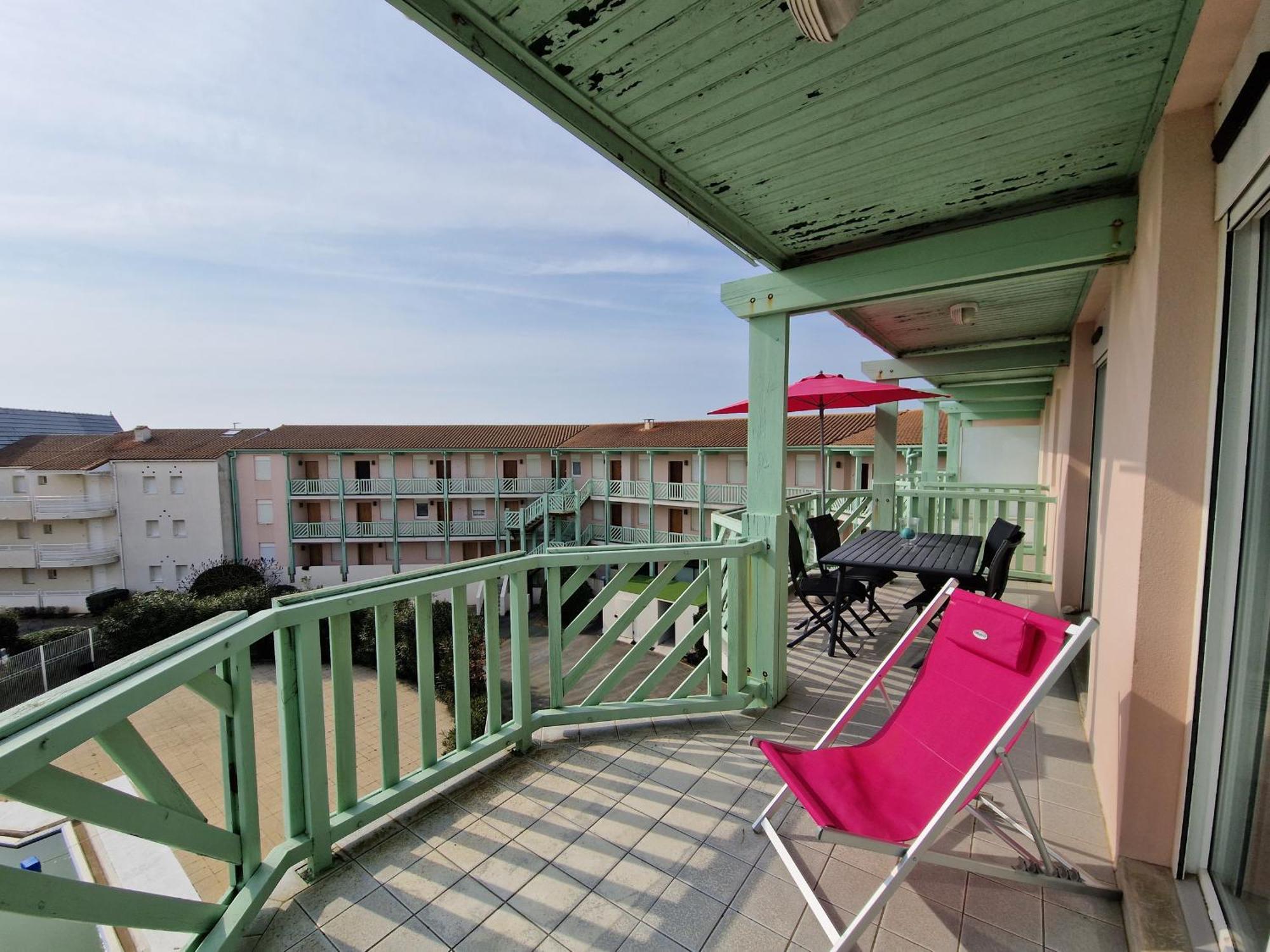 Appartement Avec Piscine, Tennis & Balcon, Centre-Ville Chatelaillon-Plage, 6 Pers, 2 Ch - Fr-1-706-17 Exteriér fotografie